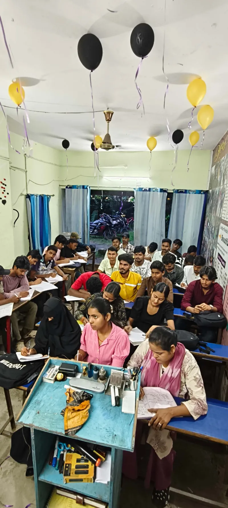 Students in english coaching Hazaribagh classroom of spoken english classes hazaribagh